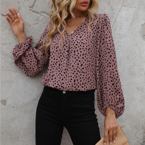 Boho dusty pink Dalmatian print lantern sleeve blouse - Picture 2 of 6